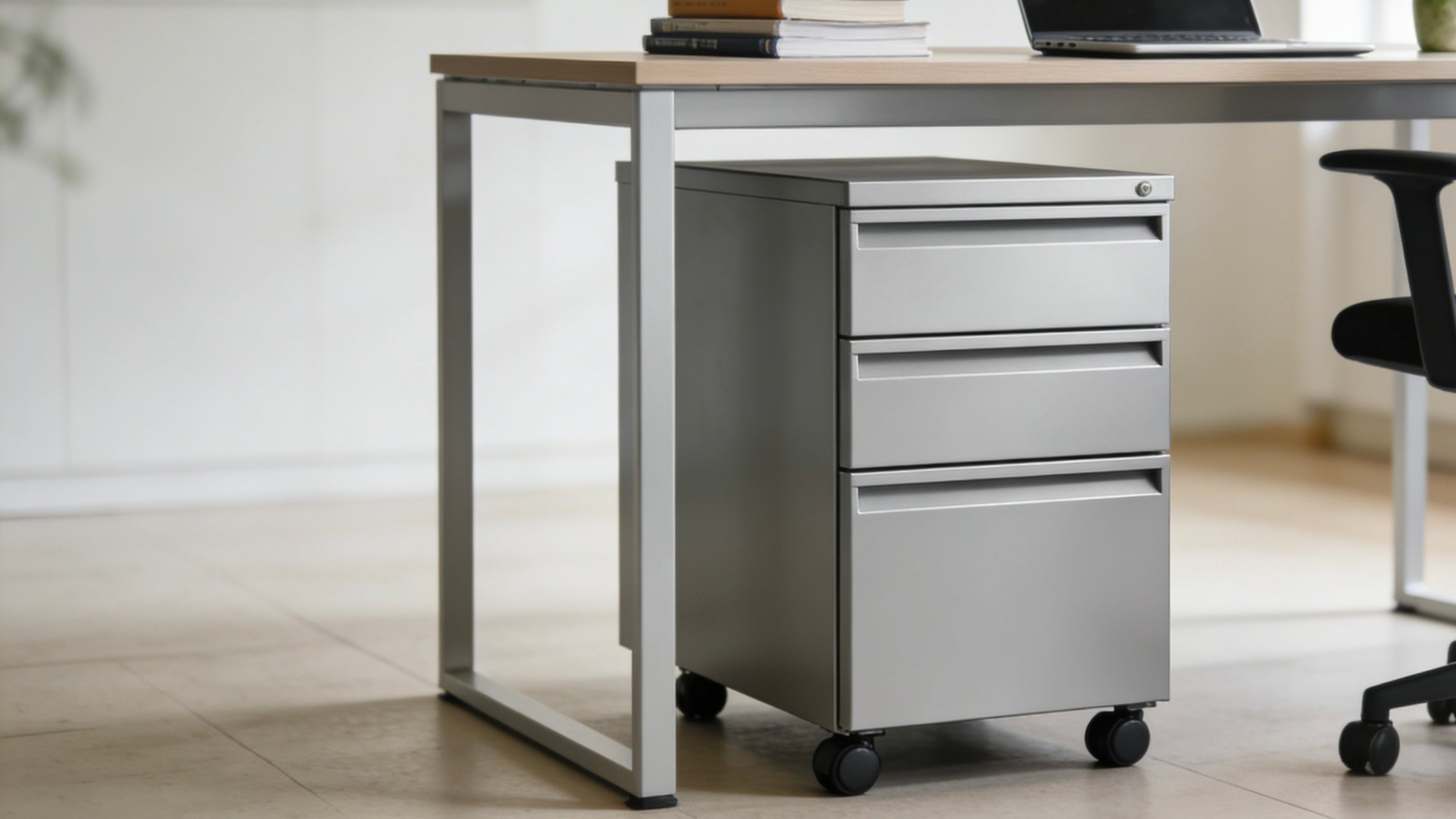 Steel Furniture vs Wooden Furniture: Which Is Better for Commercial Use?